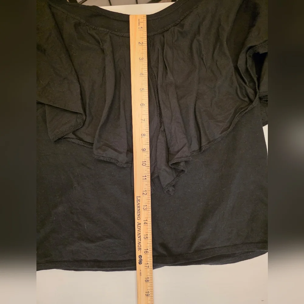 Luna Luz Women's Black Off Shoulder Ruffle Top ~ Size Large - Picture 6 of 8